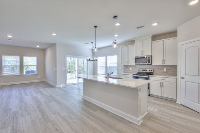 1955 Mahala Dr, Hermitage, TN 37076