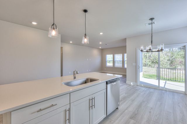 1955 Mahala Dr, Hermitage, TN 37076