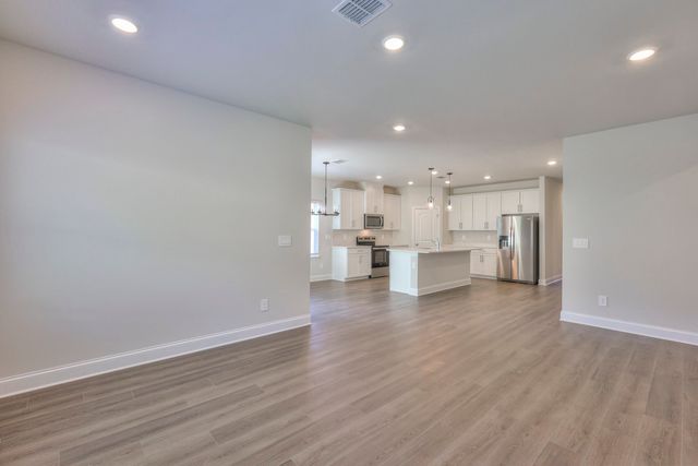 1955 Mahala Dr, Hermitage, TN 37076