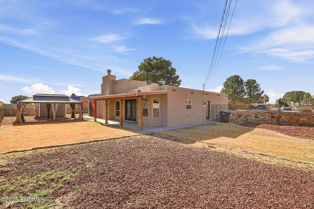 1300 Dos Lagos Boulevard, Anthony, NM 88021
