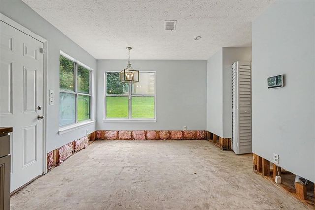 5458 Winslow Crossing N, Lithonia, GA 30038