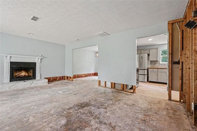 5458 Winslow Crossing N, Lithonia, GA 30038