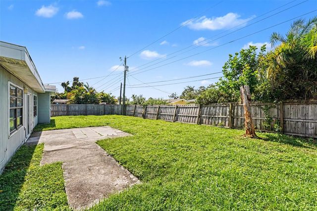 11428 75TH AVENUE, Seminole, FL 33772