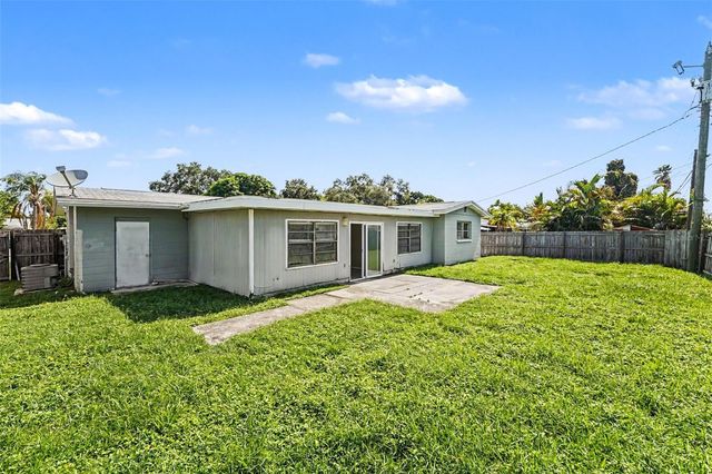 11428 75TH AVENUE, Seminole, FL 33772