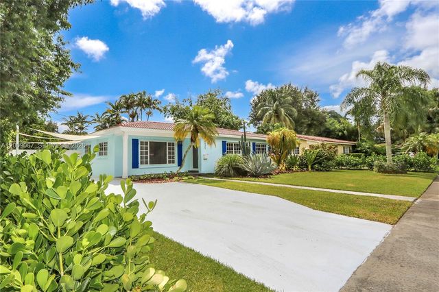 8035 SW 63rd Pl, South Miami, FL 33143