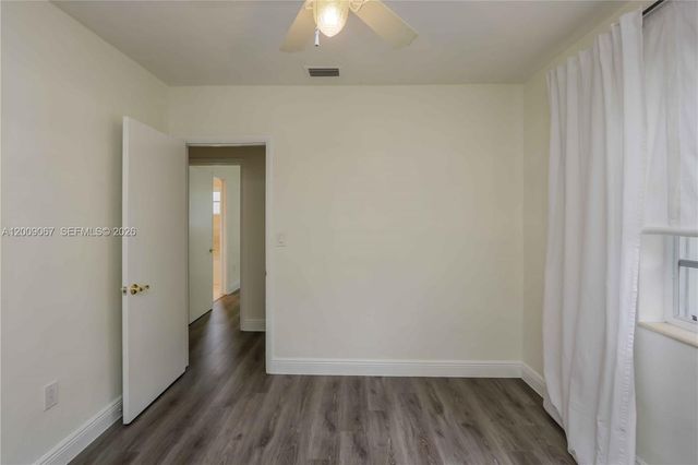 8035 SW 63rd Pl, South Miami, FL 33143