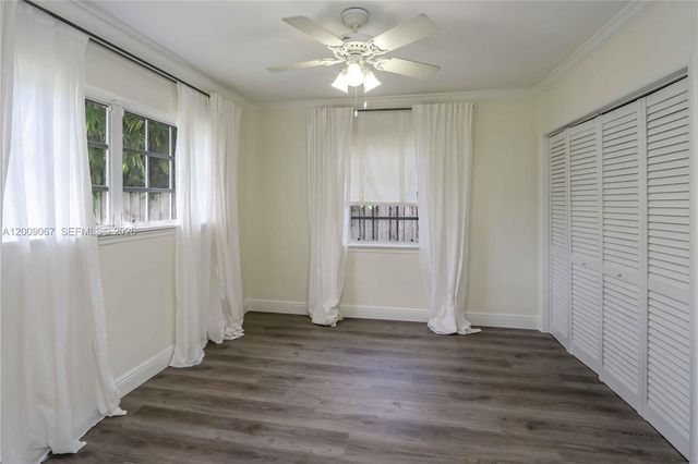 8035 SW 63rd Pl, South Miami, FL 33143