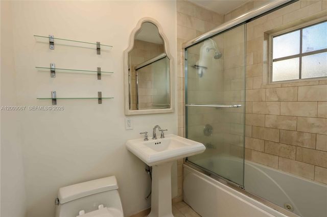 8035 SW 63rd Pl, South Miami, FL 33143