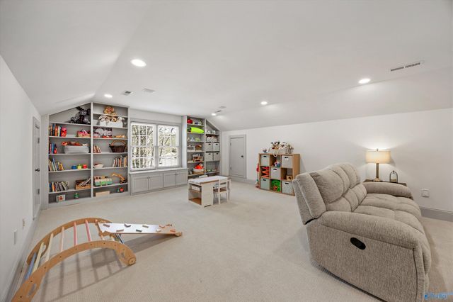 21 Ledges Main SE, Huntsville, AL 35802