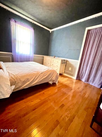 6090 Shaffertown Road, Bristol, VA 24202