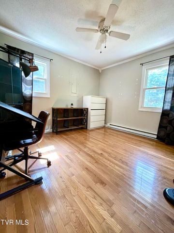 6090 Shaffertown Road, Bristol, VA 24202