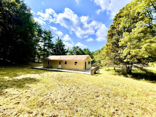 6090 Shaffertown Road, Bristol, VA 24202