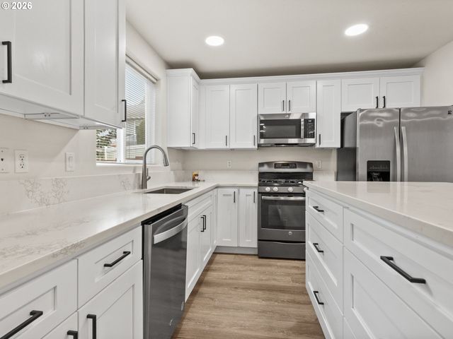 9613 Ne 26TH Pl, Vancouver, WA 98665