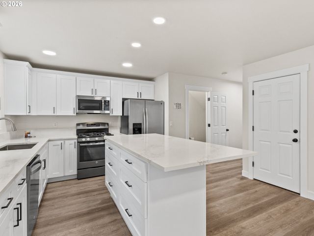 9613 Ne 26TH Pl, Vancouver, WA 98665