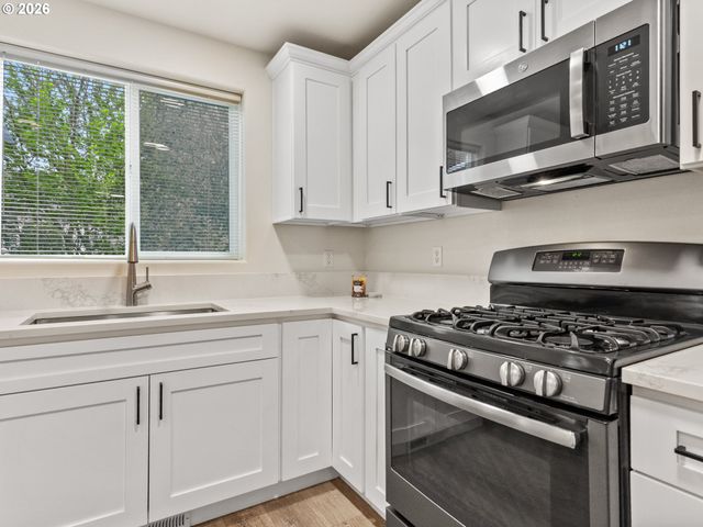 9613 Ne 26TH Pl, Vancouver, WA 98665