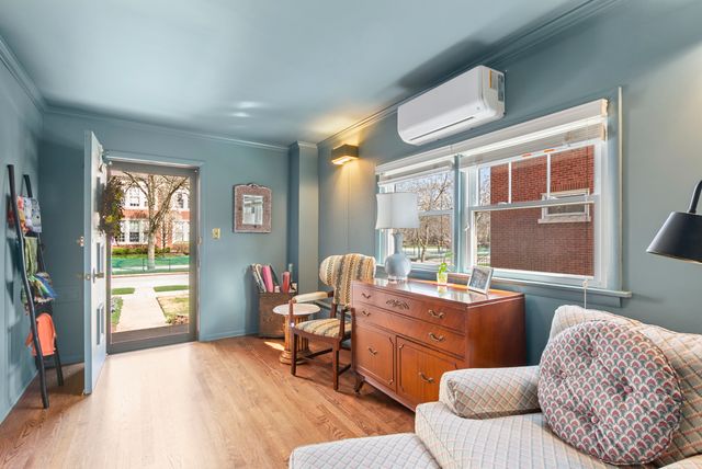 10024 S Leavitt Street, Chicago, IL 60643
