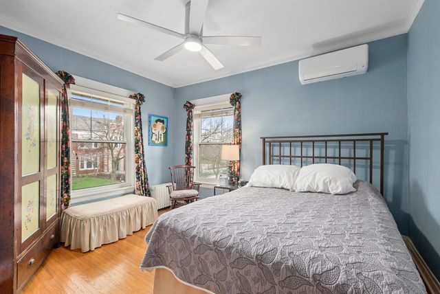 10024 S Leavitt Street, Chicago, IL 60643