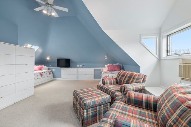 10024 S Leavitt Street, Chicago, IL 60643