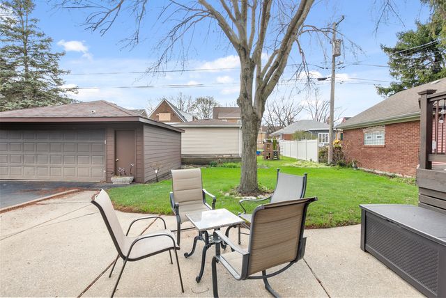 10024 S Leavitt Street, Chicago, IL 60643