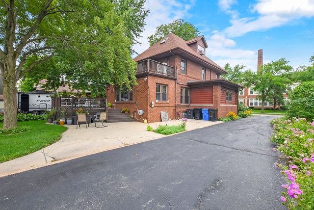 10024 S Leavitt Street, Chicago, IL 60643