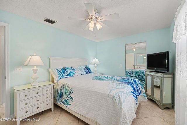 209 Chalet Avenue, Indialantic, FL 32903