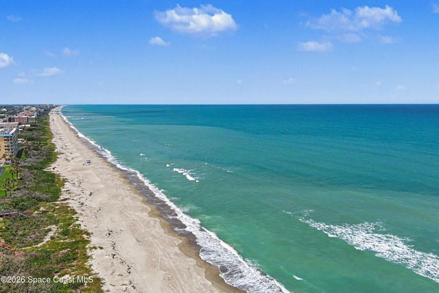 209 Chalet Avenue, Indialantic, FL 32903
