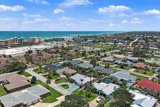 209 Chalet Avenue, Indialantic, FL 32903