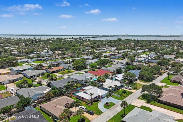 209 Chalet Avenue, Indialantic, FL 32903