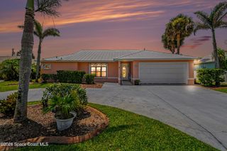209 Chalet Avenue, Indialantic, FL 32903