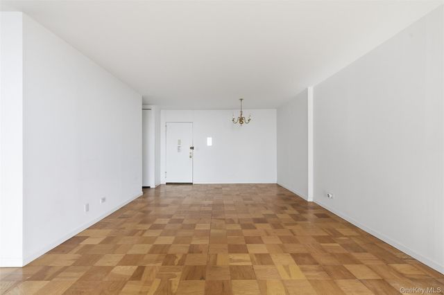 27110 Grand Central Parkway 26A, Floral Park, NY 11005