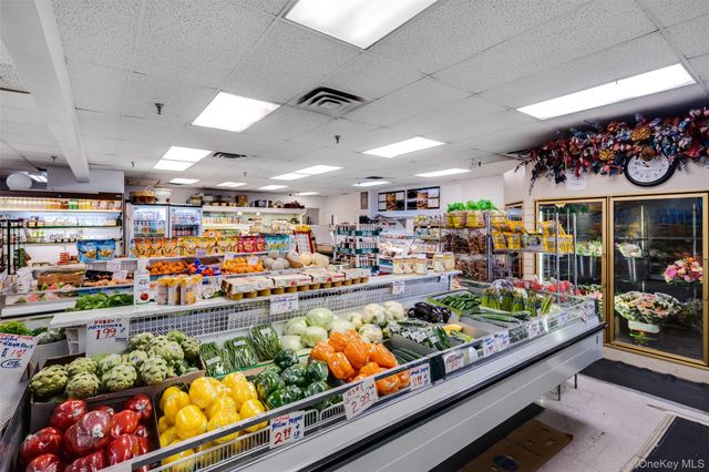 27110 Grand Central Parkway 26A, Floral Park, NY 11005