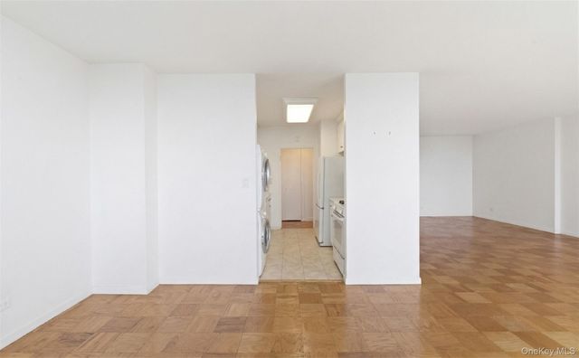 27110 Grand Central Parkway 26A, Floral Park, NY 11005