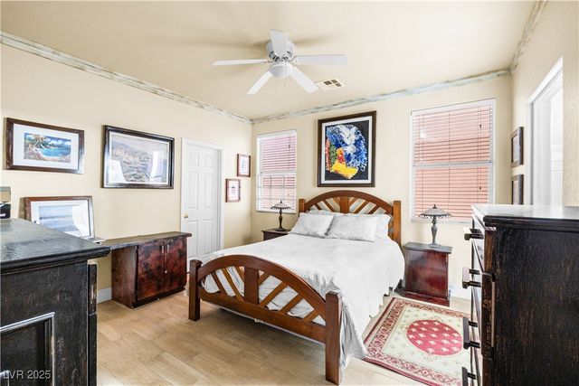 5456 Raccoon Valley Lane, Las Vegas, NV 89122