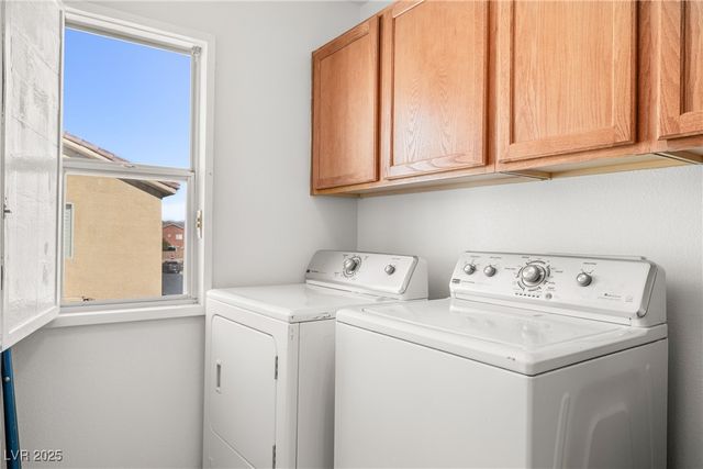 5456 Raccoon Valley Lane, Las Vegas, NV 89122