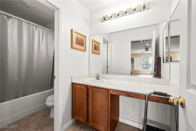 5456 Raccoon Valley Lane, Las Vegas, NV 89122