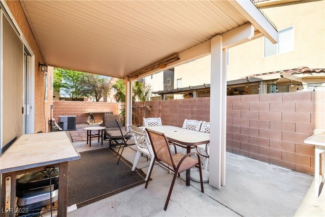 5456 Raccoon Valley Lane, Las Vegas, NV 89122