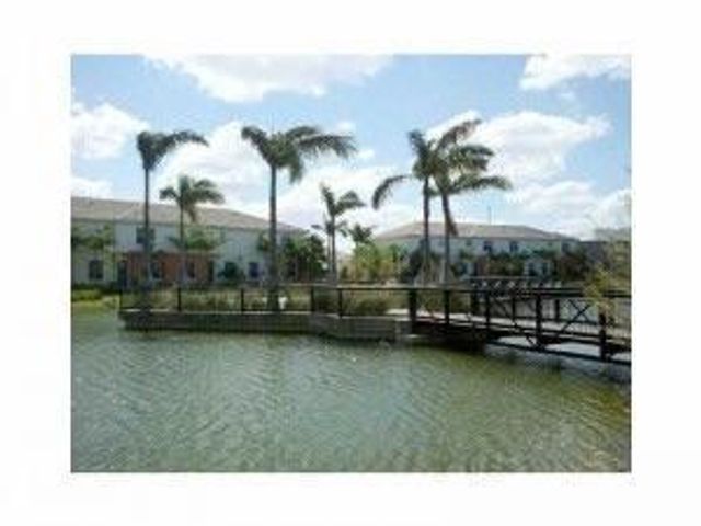 724 SW 2nd Way, Pompano Beach, FL 33060