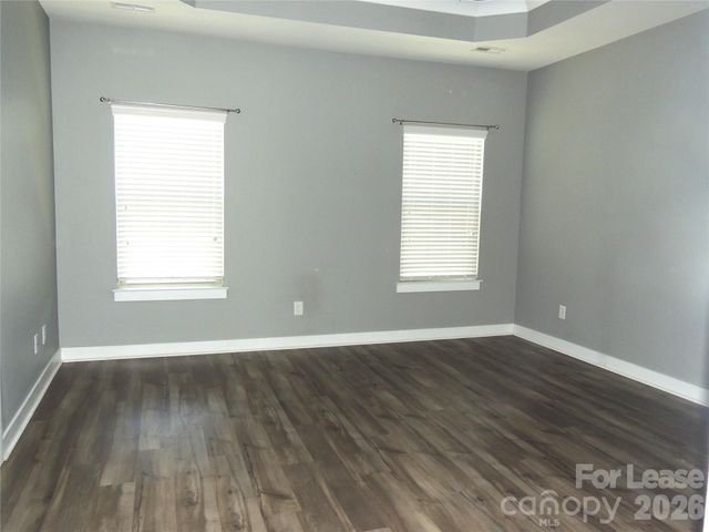 1912 Catkin Lane, Charlotte, NC 28205