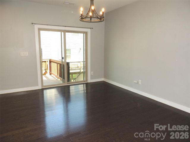 1912 Catkin Lane, Charlotte, NC 28205