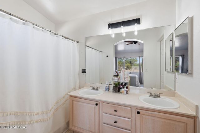 91 Circulo Cortez, Rio Rico, AZ 85648