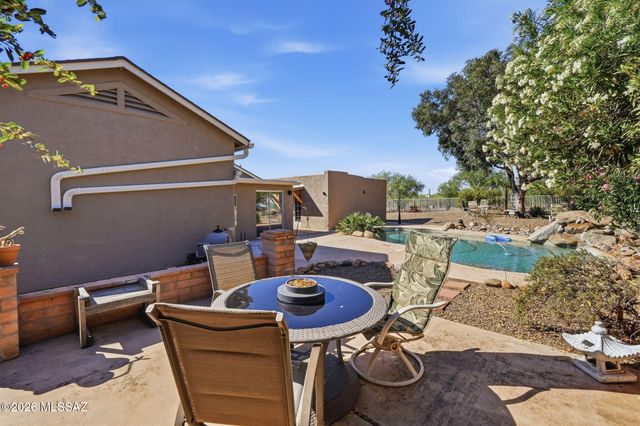91 Circulo Cortez, Rio Rico, AZ 85648