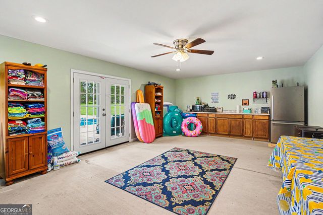 670 S 6th Extension Street, Milner, GA 30257