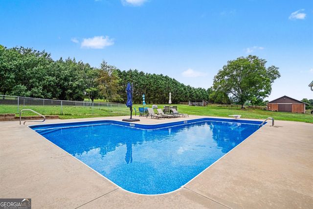 670 S 6th Extension Street, Milner, GA 30257