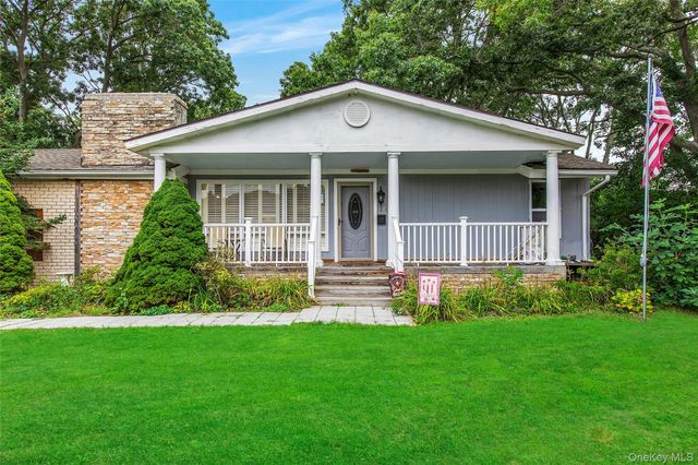 170 Division Avenue, Blue Point, NY 11715