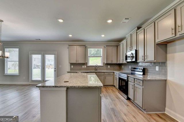 7309 Yewtree Drive Walk, Flowery Branch, GA 30542