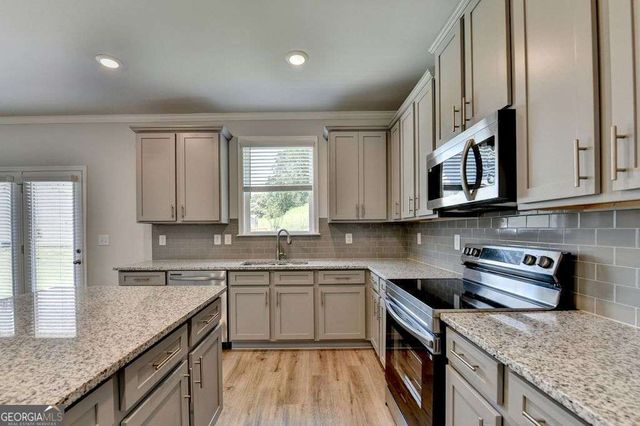 7309 Yewtree Drive Walk, Flowery Branch, GA 30542