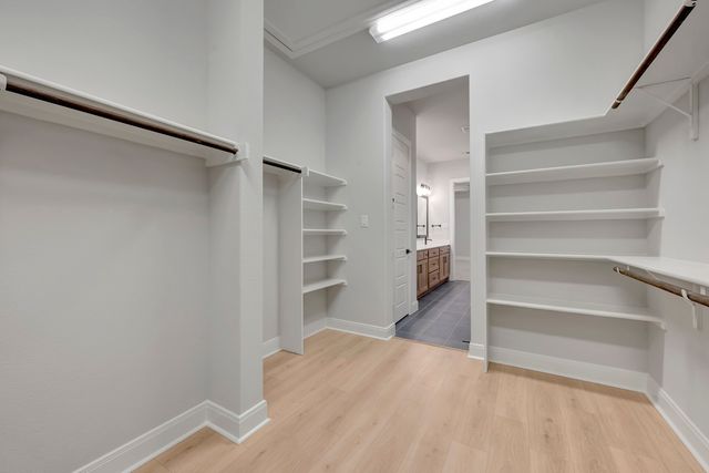 2076 Spotted Fawn Drive, Arlington, TX 76005