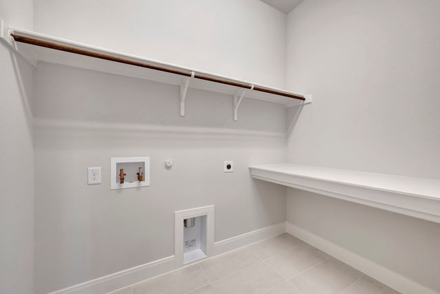 2076 Spotted Fawn Drive, Arlington, TX 76005