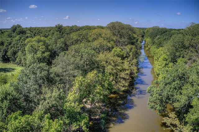 429 County Road 4736, Cumby, TX 75433