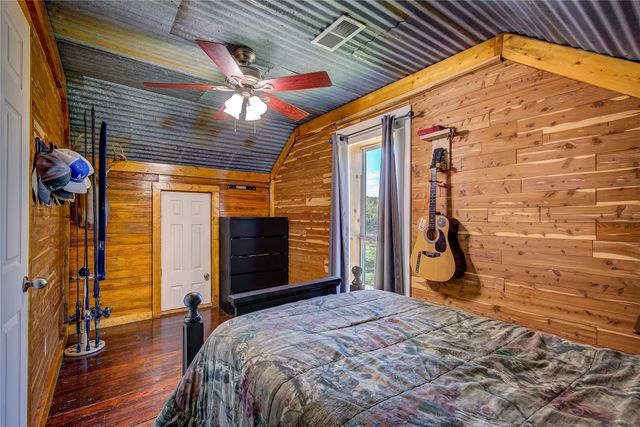 429 County Road 4736, Cumby, TX 75433